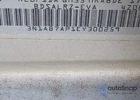 2014 Nissan Sentra Sr z USA, uszkodzony, nr VIN 3N1AB7AP1EY300259